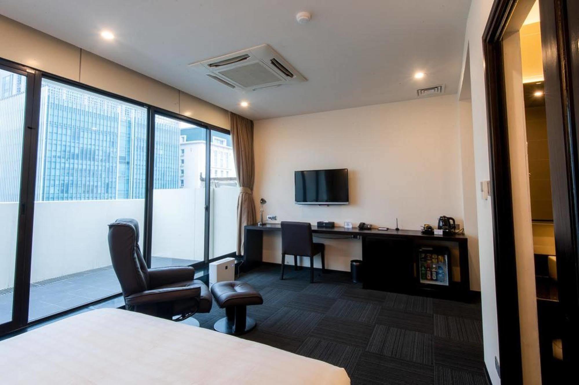 Sakura Hotel Hanoi Exteriör bild